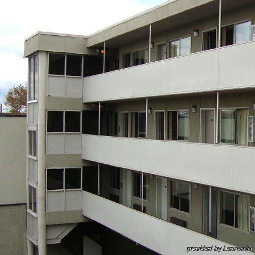 Oasis Motel In Brooklyn Нью-Йорк Экстерьер фото